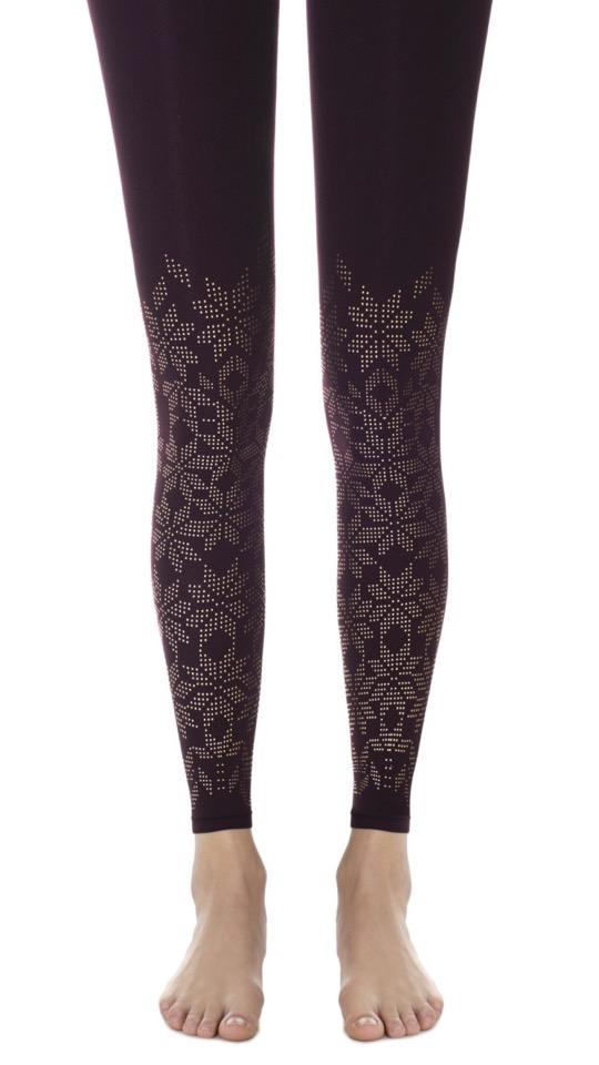 Footless Tights - Snowflakes Aubergine – Joyfullook